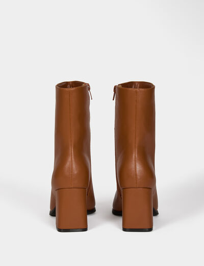 Kurze Stiefelette mit Absatz kamel damen