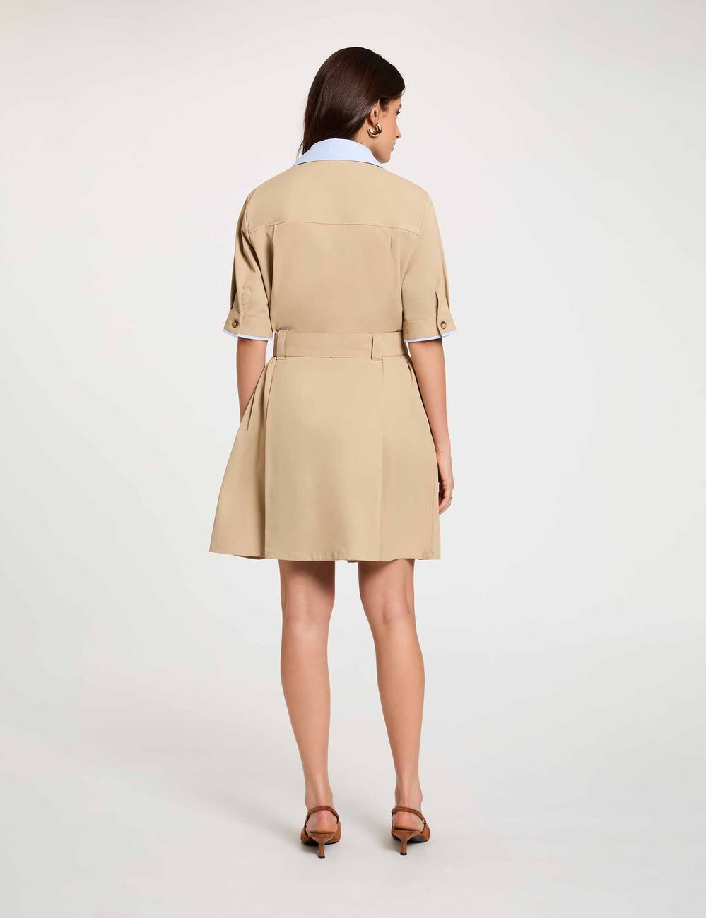 Kurzes Kleid mit Reverskragen beige damen