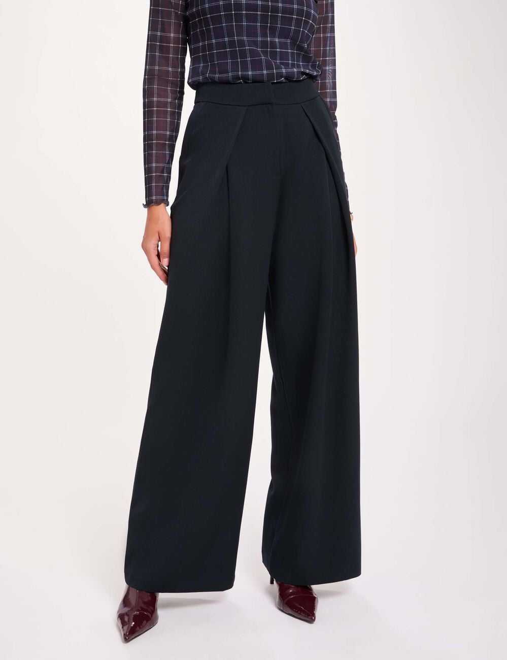 Weite Hose mit Falten marineblau damen