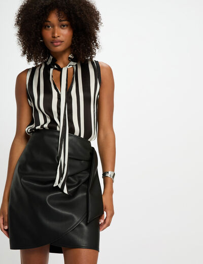 Jupe courte simili cuir noir femme
