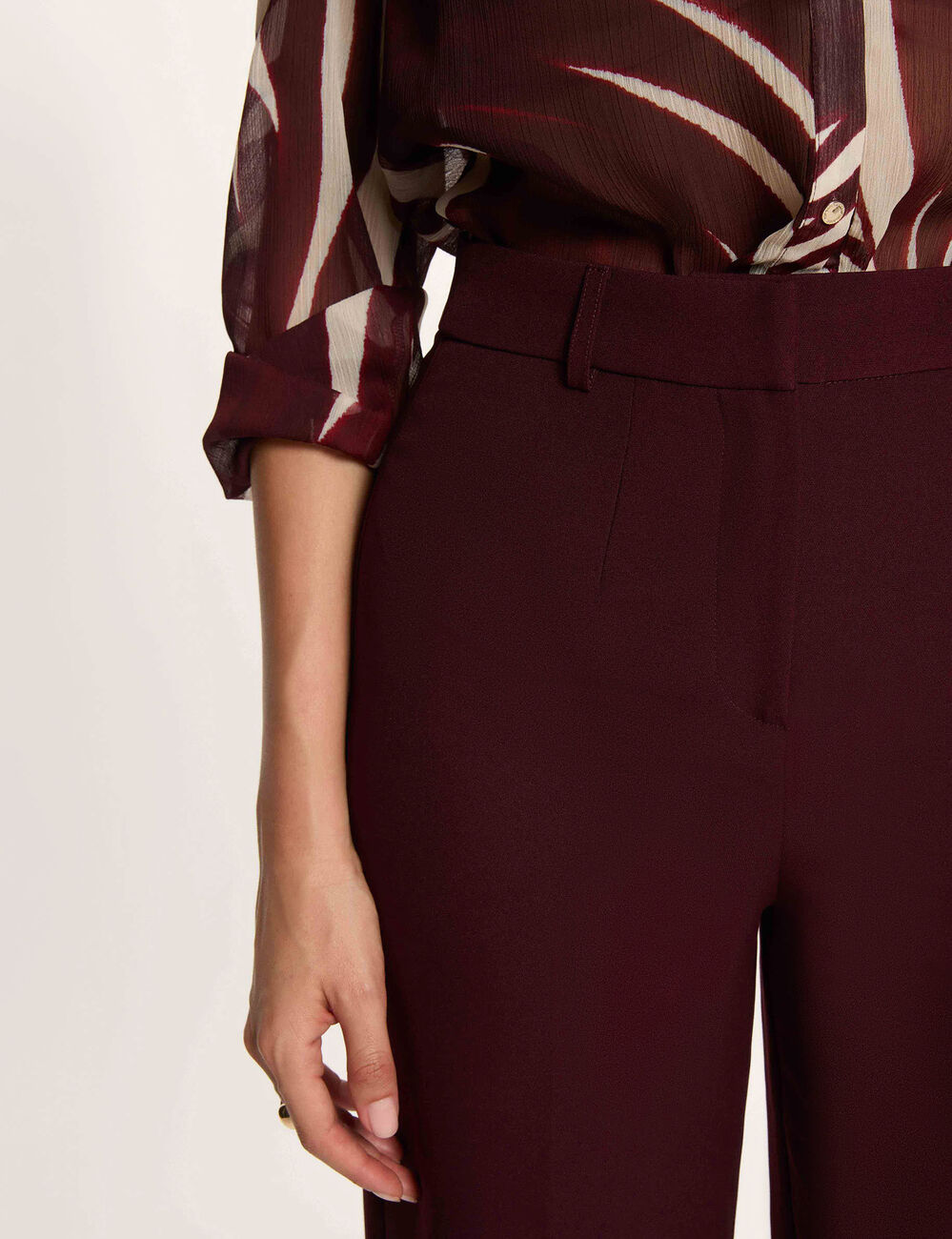 Pantalon droit &agrave; pinces prune femme