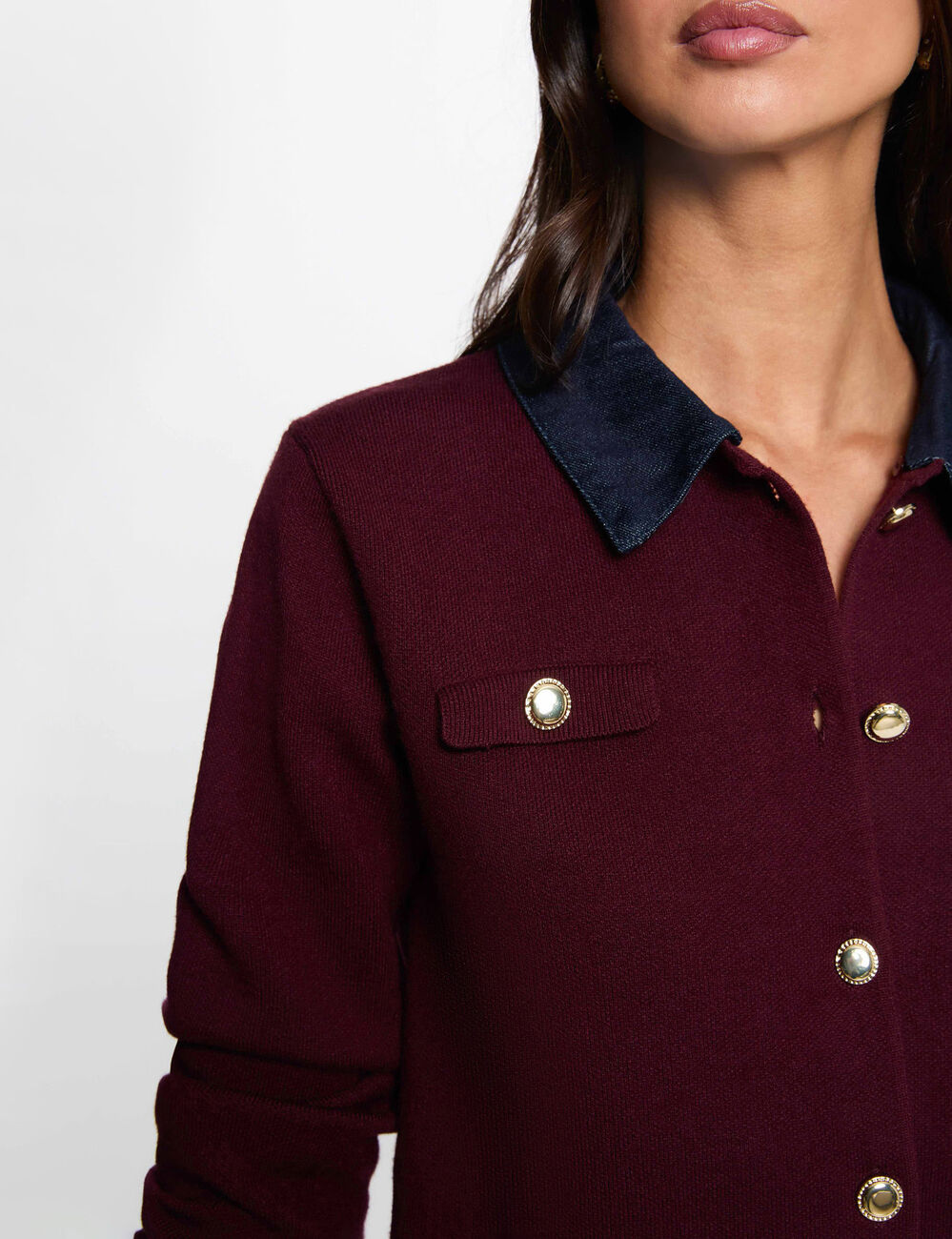 Kurz geschnittene Strickjacke mit Revers pflaume damen