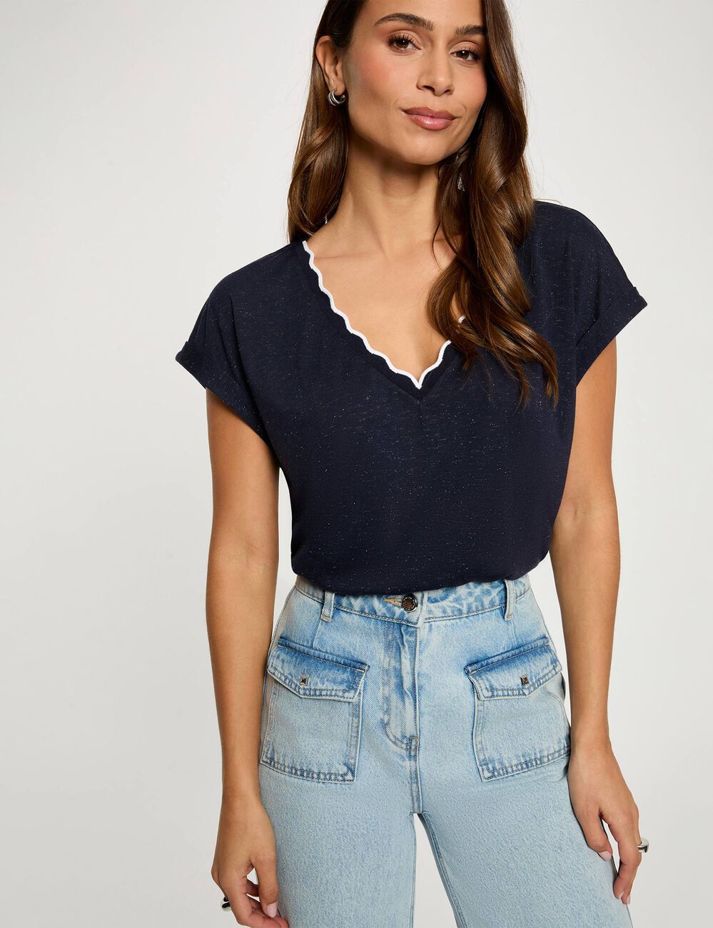 T-shirt col v manches courtes bleu marine femme