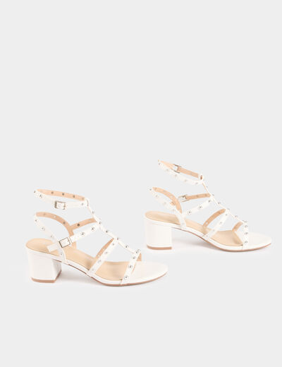 Sandalen mit Absätzen und Nieten weiss damen