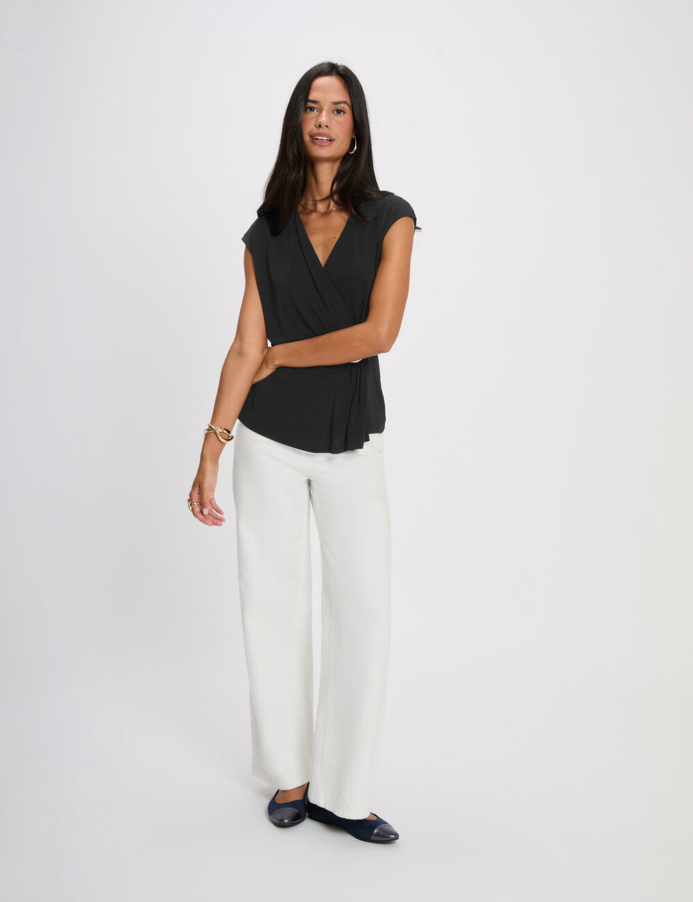 Top sans manches col v noir femme