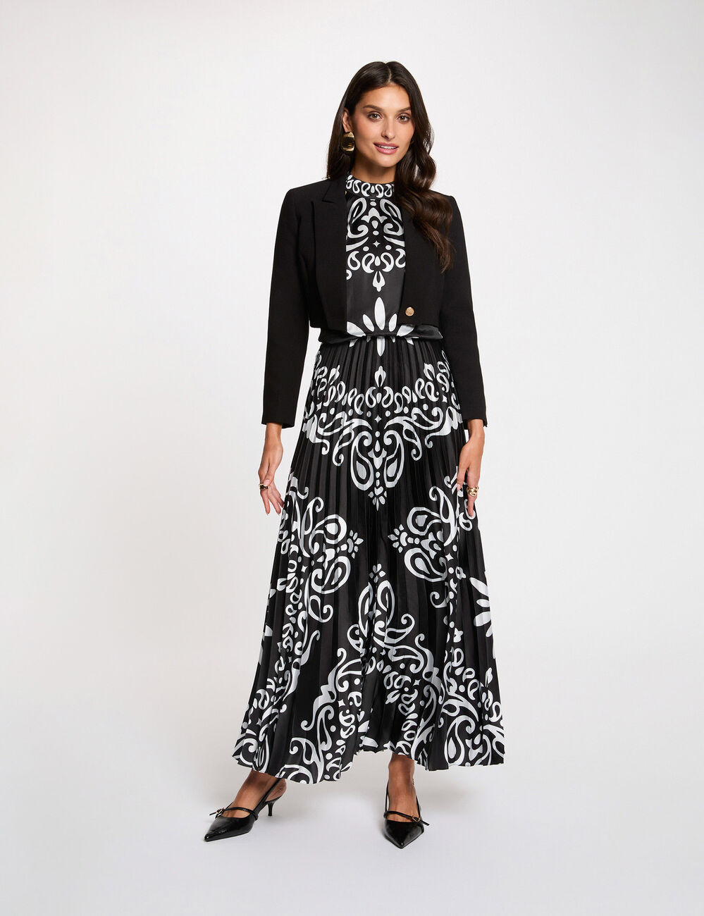 Gerade kurze Jacke mit Umlegekragen schwarz damen