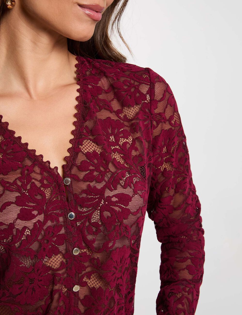 Spitzenbluse mit V-Ausschnitt pflaume damen