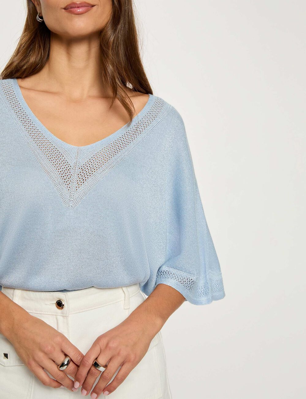 Pull col en V manches courtes bleu ciel femme