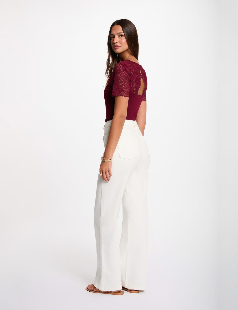 T-shirt dentelle col v bordeaux femme