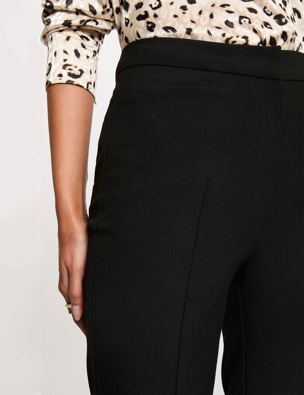 Bootcut hochgeschnittene Hose schwarz damen