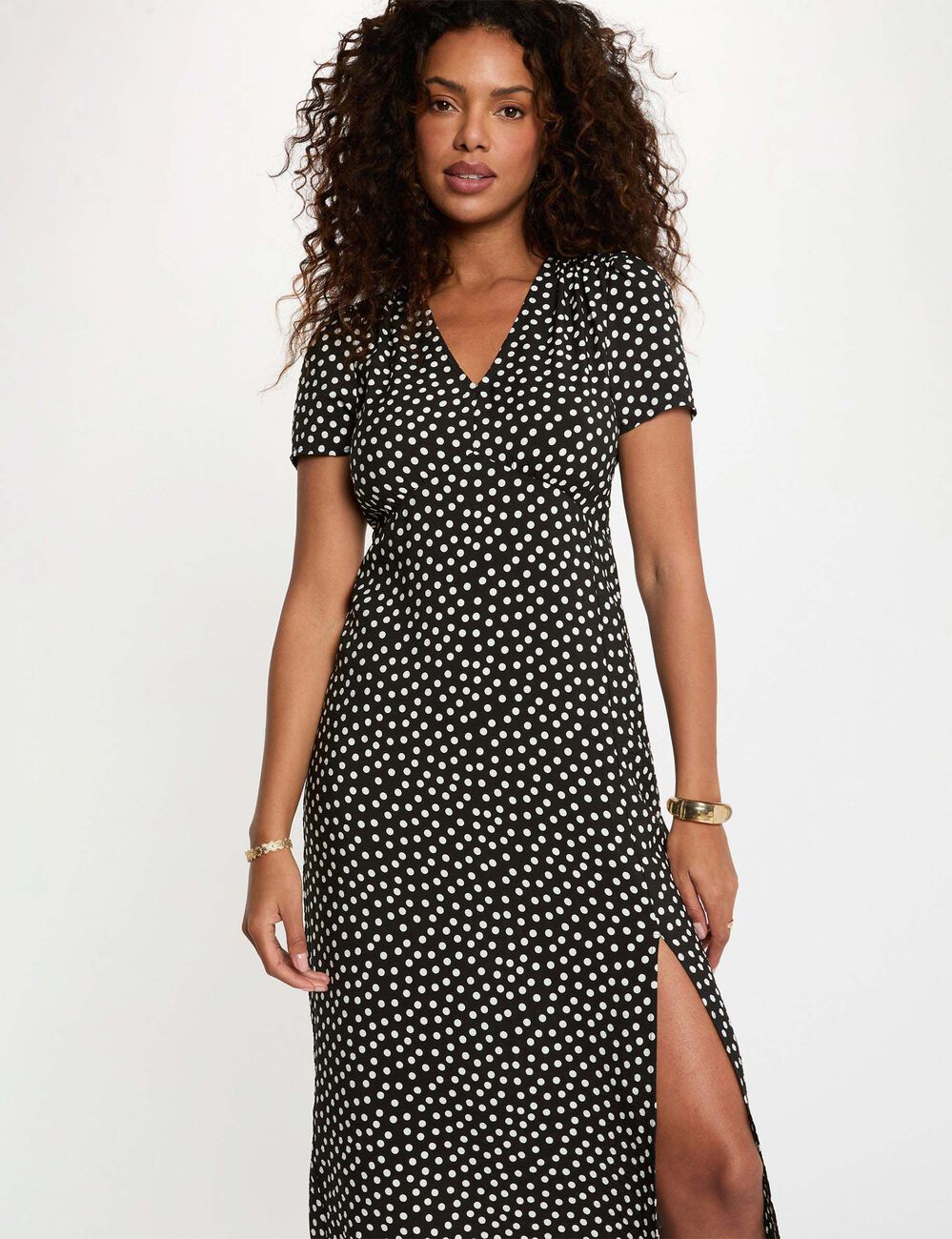 Robe mi-longue col v noir femme