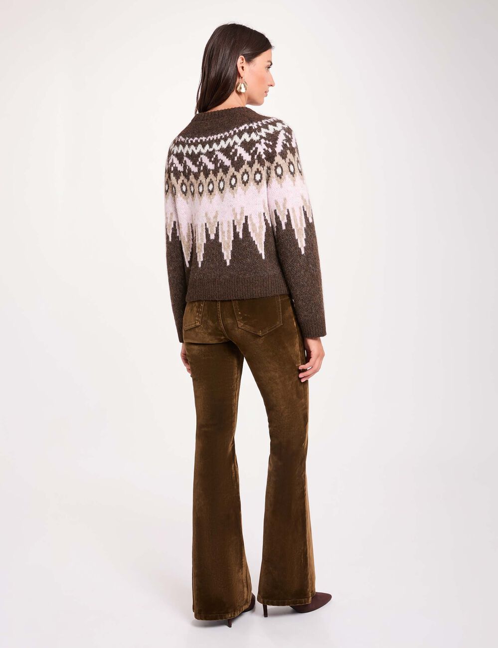 Pull chevron col rond marron fonc&eacute; femme