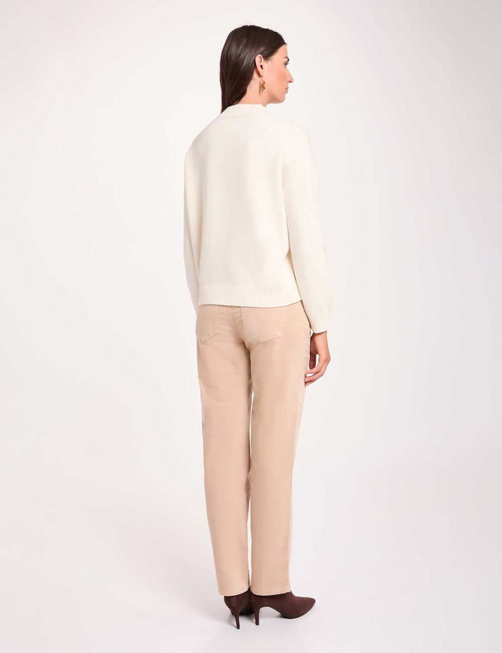 Pull col montant ivoire femme