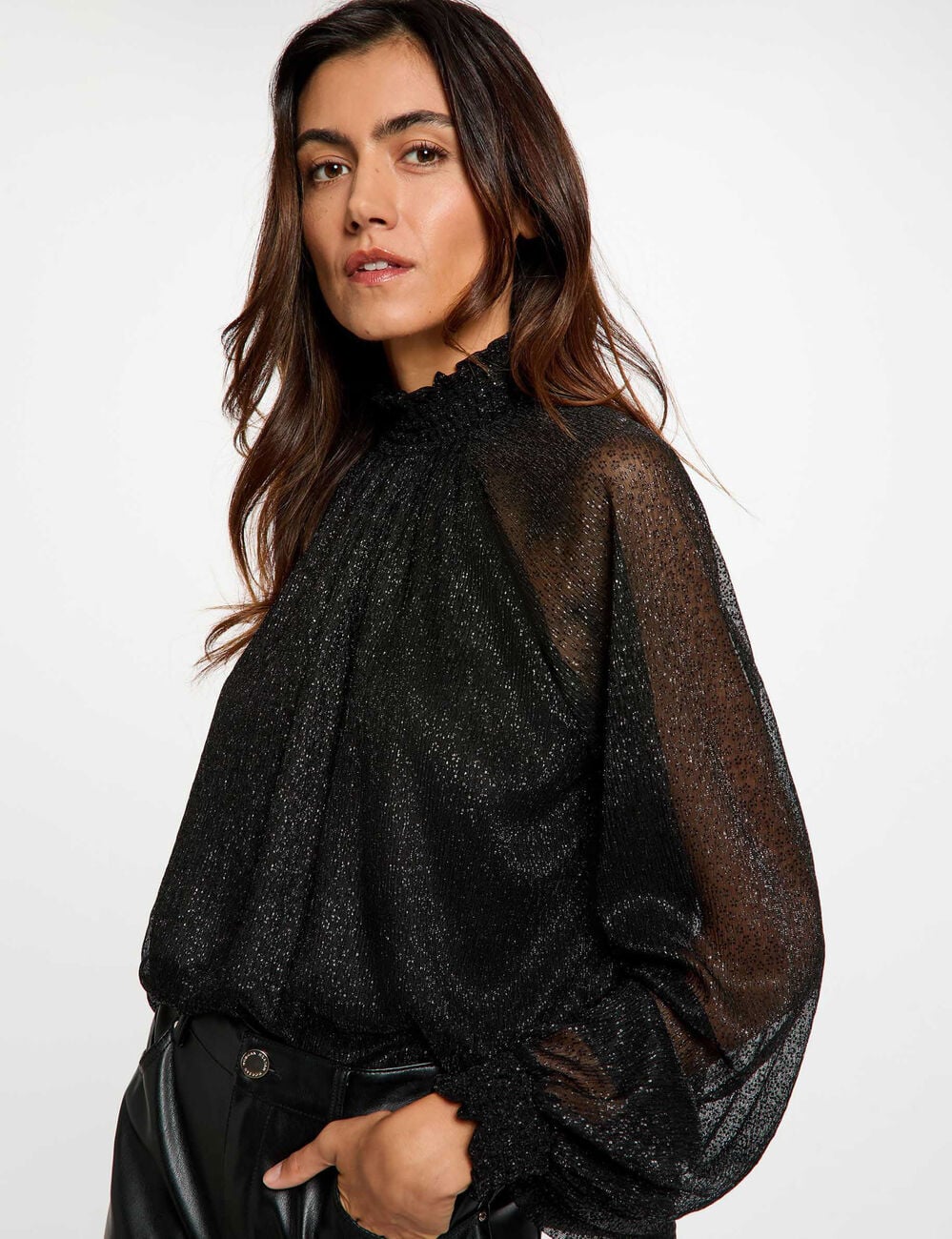 Blouse col montant noir femme