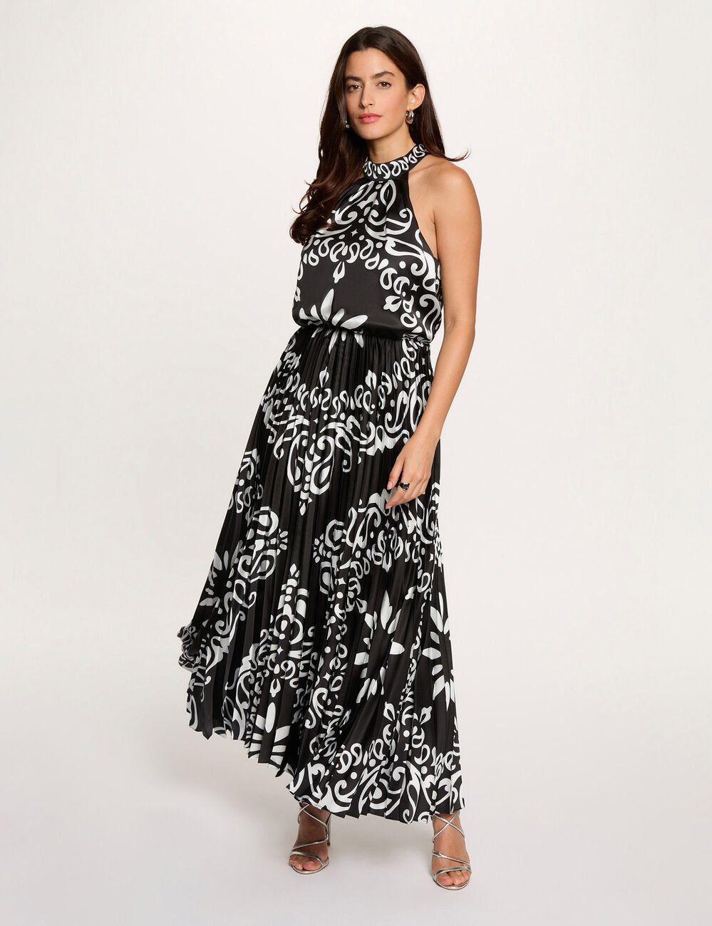 Langes Kleid mit Stehkragen mehrfarbig damen