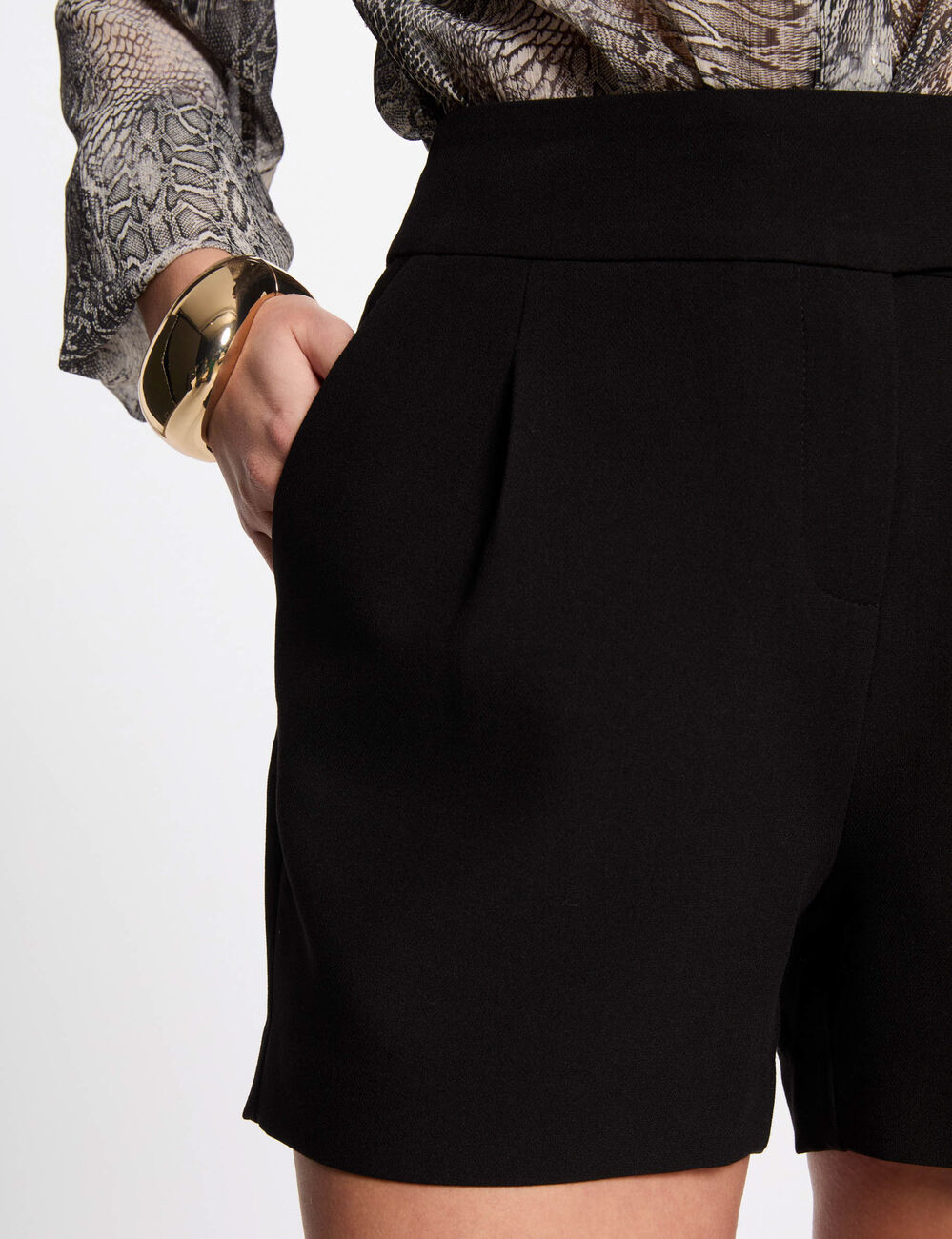 Weite Samt-Shorts schwarz damen