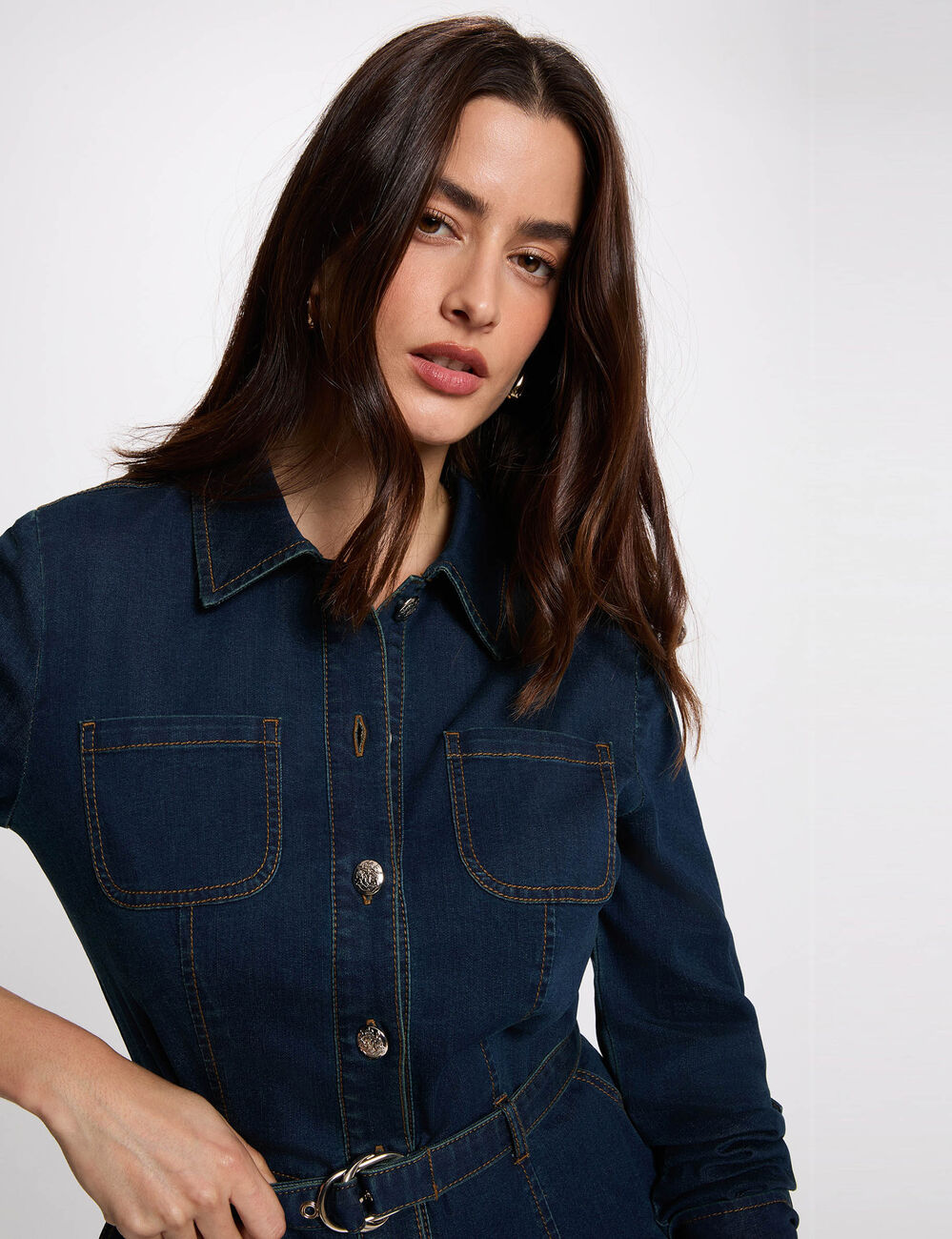 Robe courte ajust&eacute;e denim brut femme