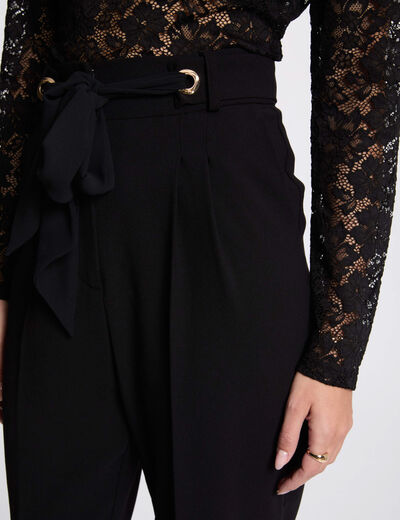 Karottenhose mit Bundfalten schwarz damen