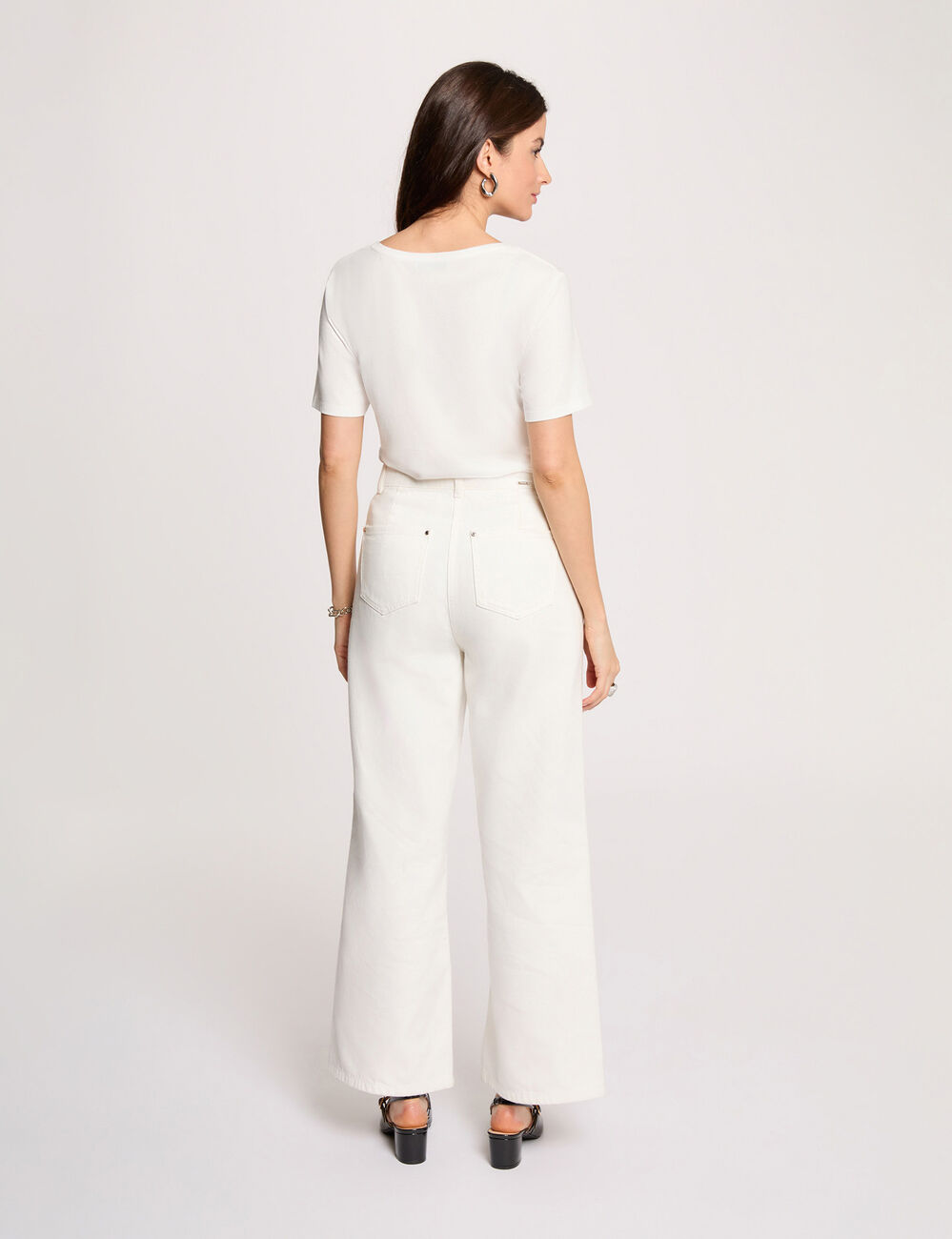 T-Shirt mit V-Ausschnitt weiss damen