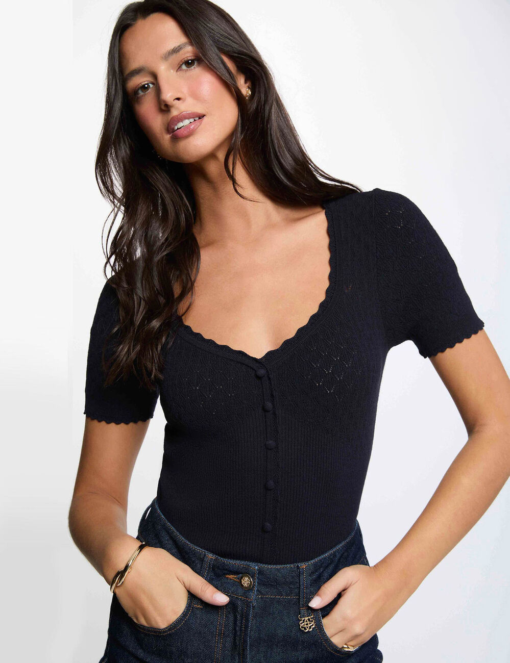 Pull ajust&eacute; col v bleu marine femme