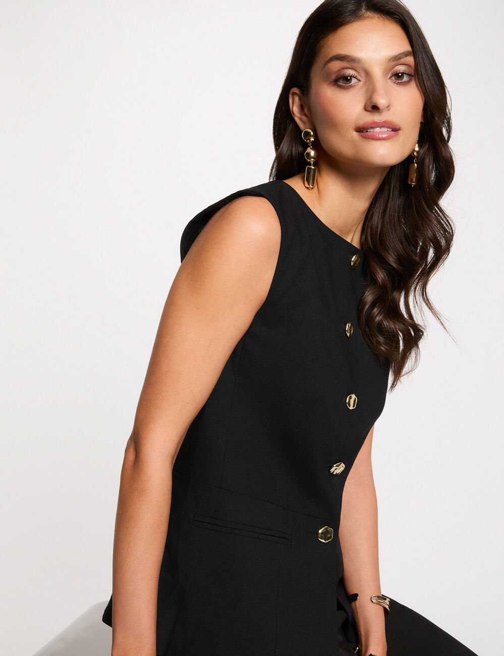 Veste sans manches ajust&eacute;e noir femme