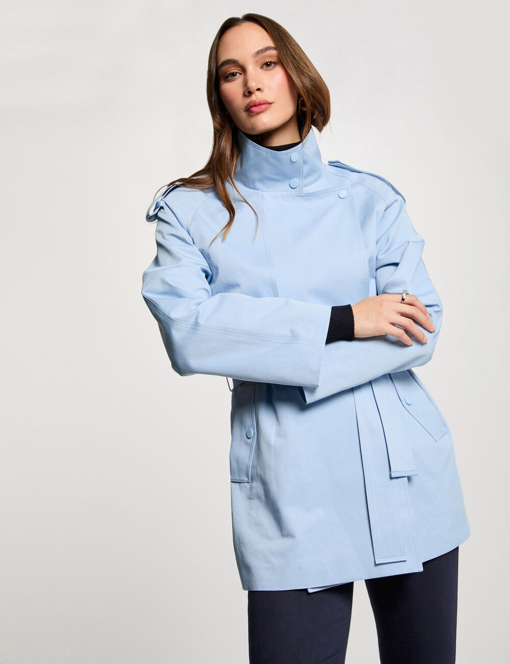 Trench court fluide bleu ciel femme