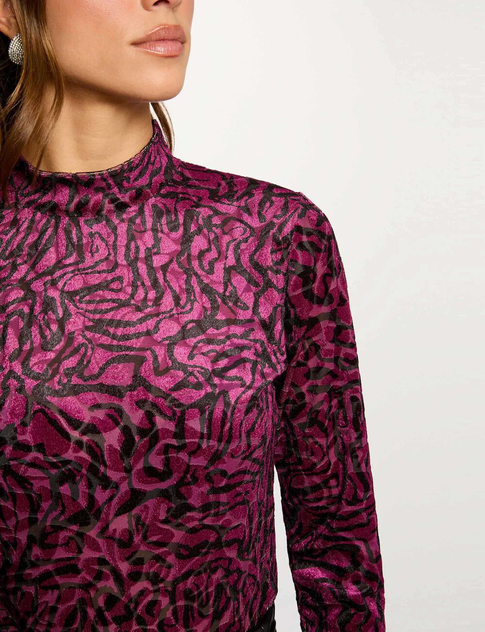 T-Shirt aus Samt mit Stehkragen mehrfarbig damen