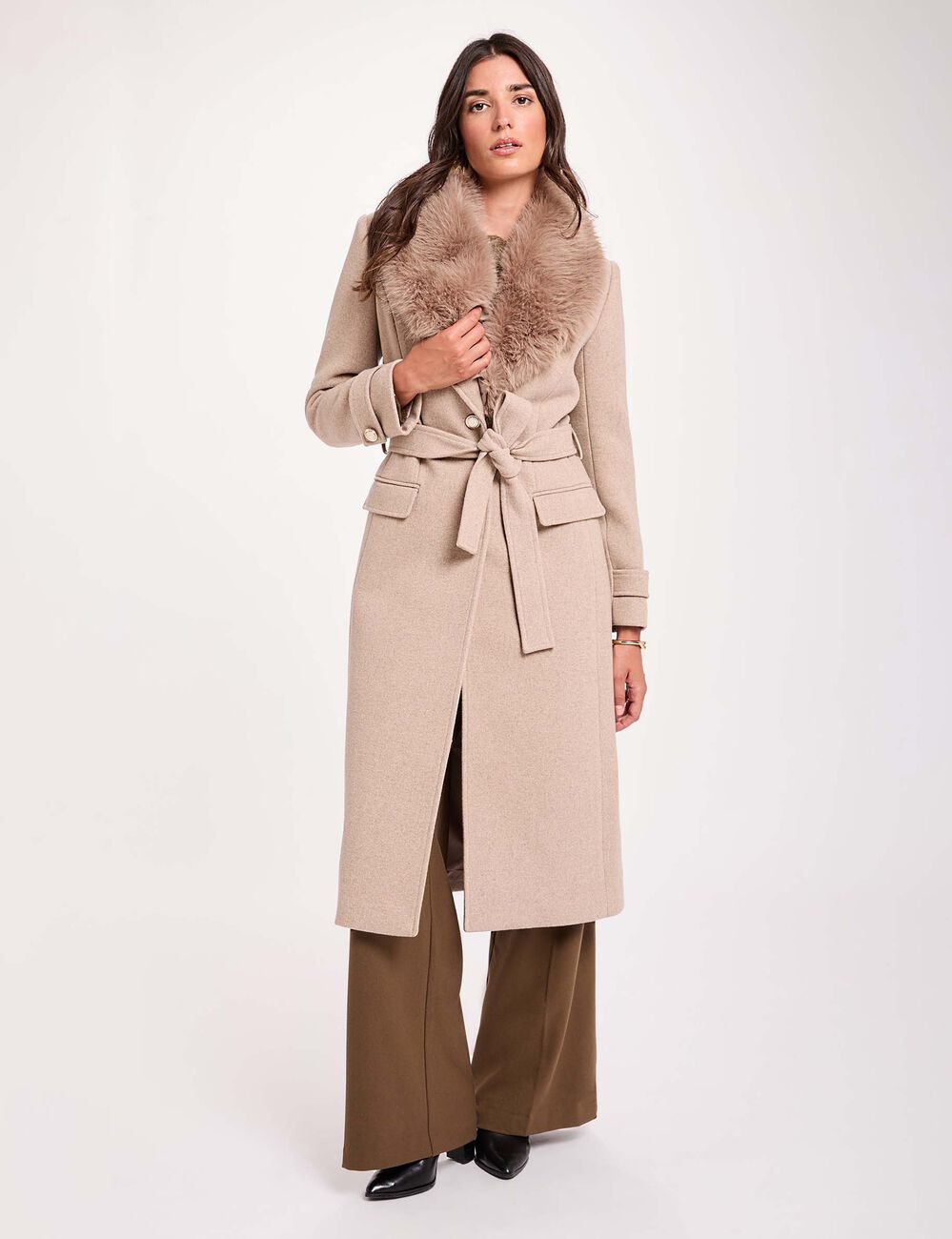 Langer Mantel mit G&uuml;rtel beige damen