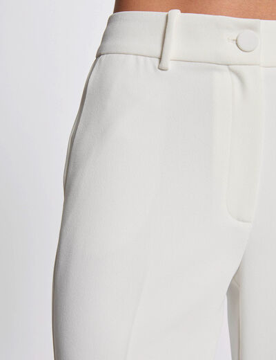 Fließende Hose mit Abnähern weiss damen