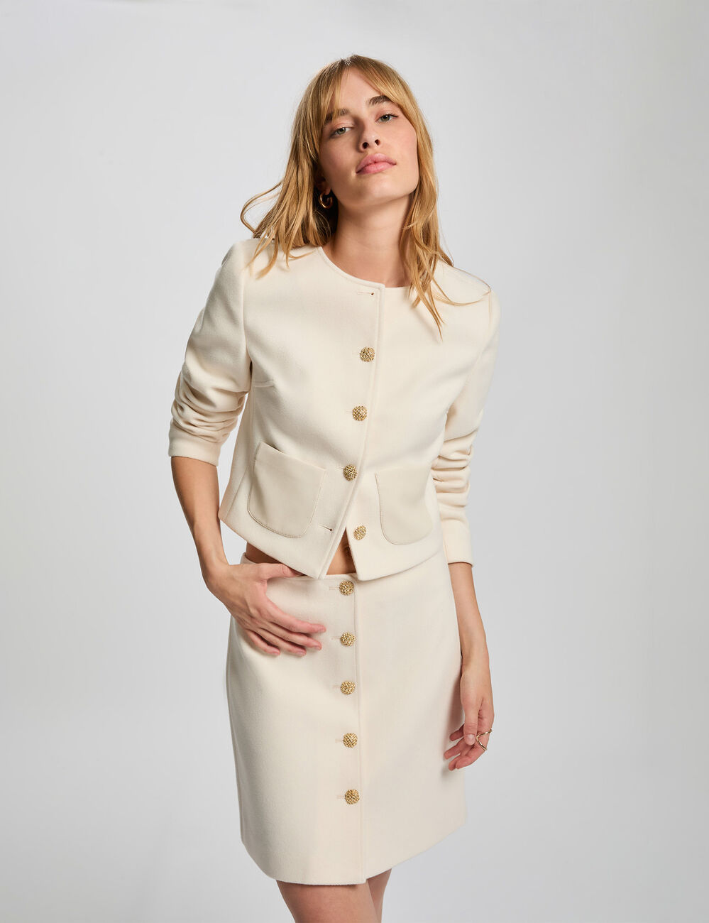 Jupe courte ajust&eacute;e ivoire femme