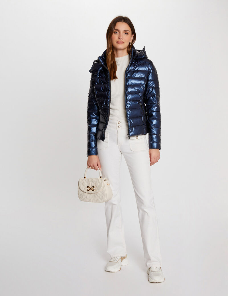 metallisierte daunenjacke mit kapuze blau damen Metallisierte Daunenjacke mit Kapuze blau damen