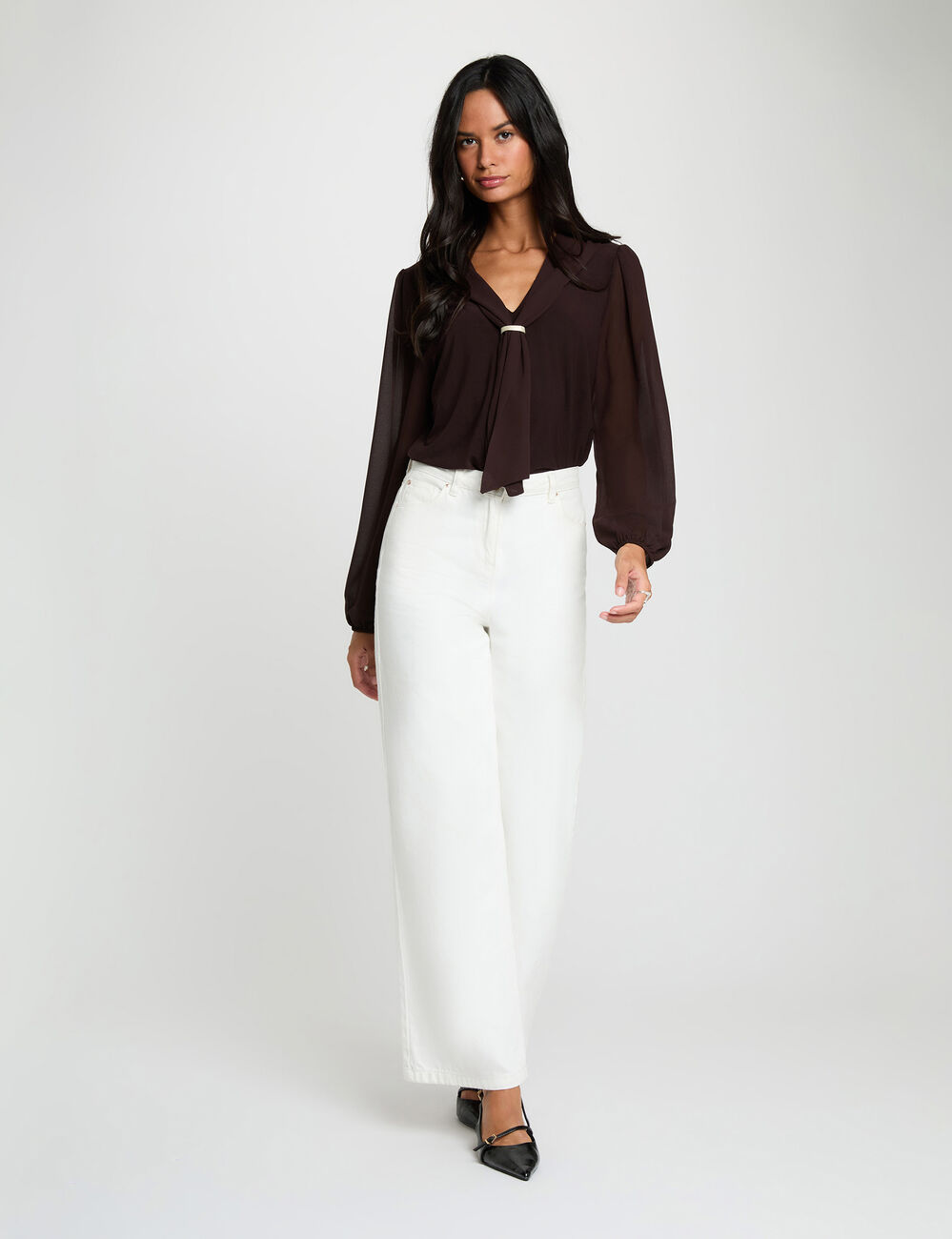 T-Shirt aus Voile mit Lavalli&egrave;re-Kragen dunkelbraun damen