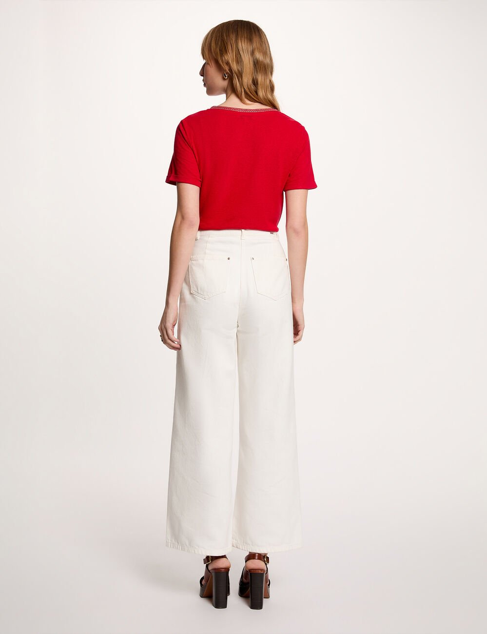 T-shirt col v perl&eacute; rouge femme