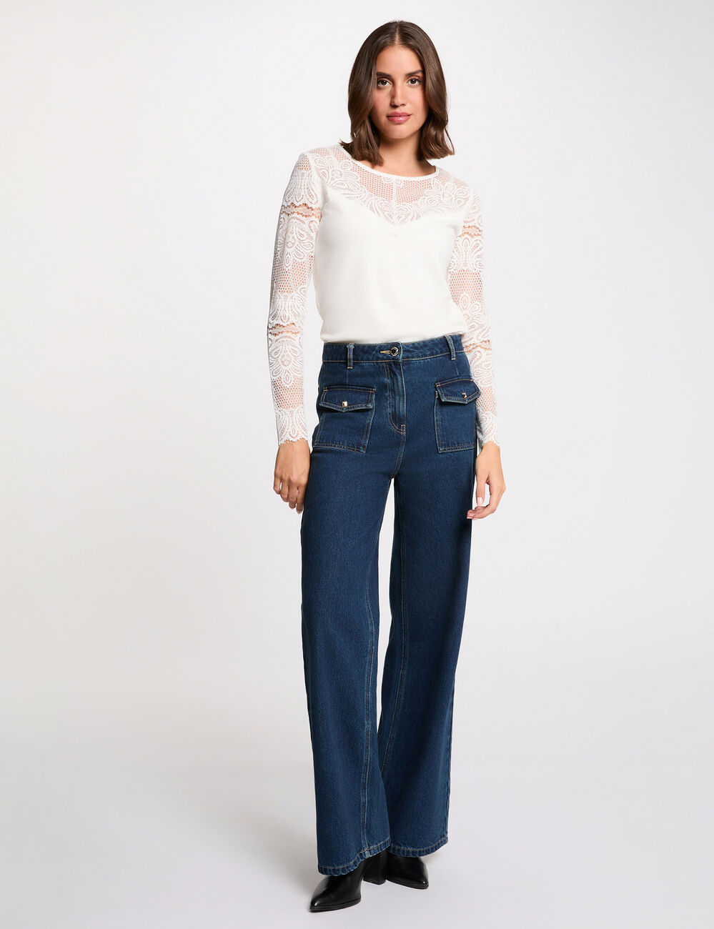 T-Shirt mit Spitzen und langen &Auml;rmeln weiss damen