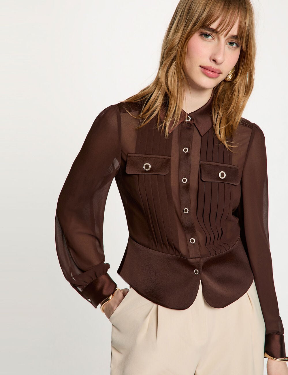 Chemise satin&eacute;e cintr&eacute;e marron fonc&eacute; femme