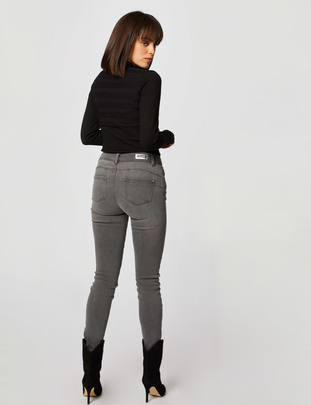 Pull manches longues col montant zipp&eacute; noir femme