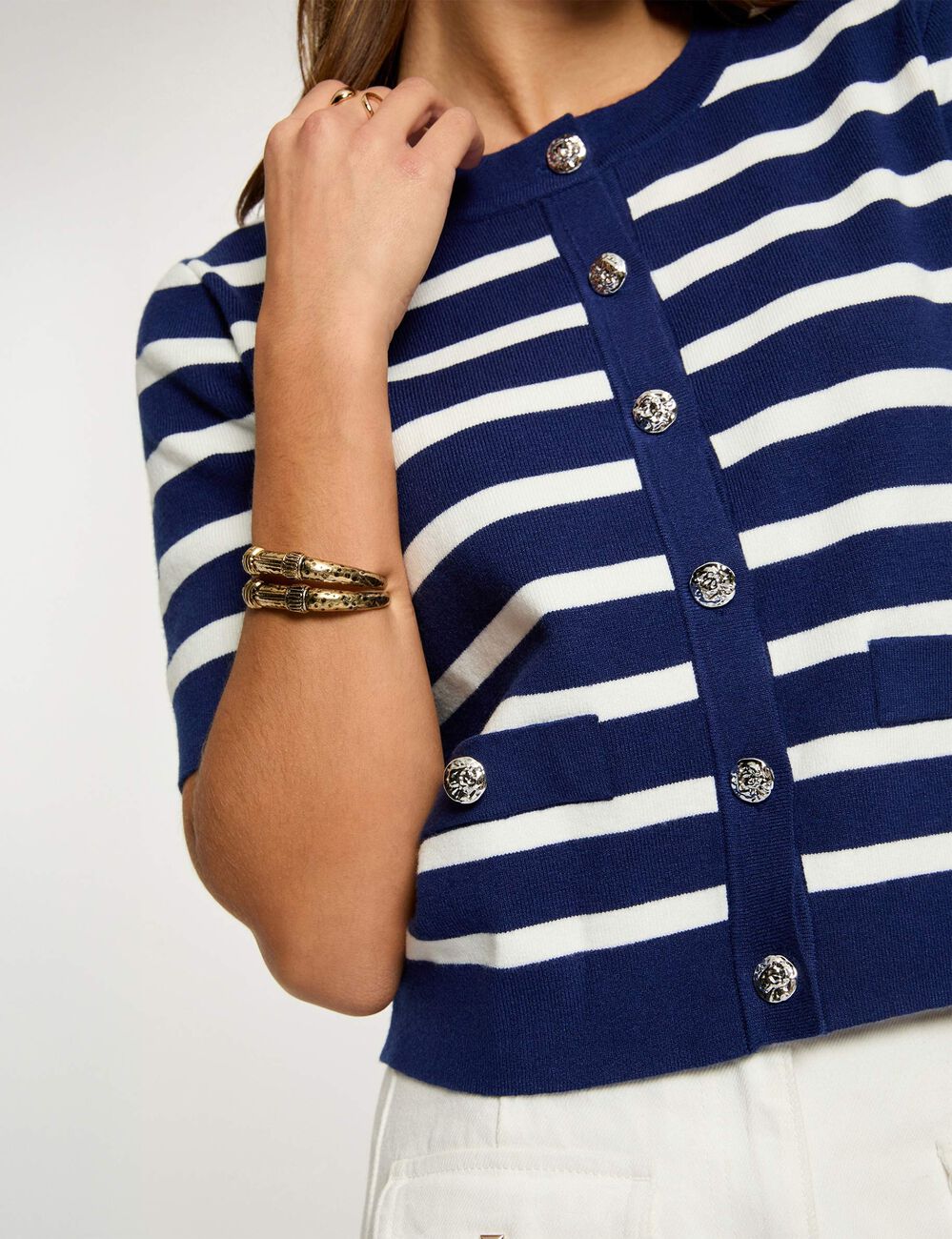 Gestreifte Strickjacke mit kurzen &Auml;rmeln marineblau damen