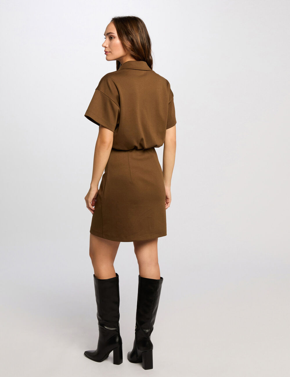 Kurzes, eng anliegendes Kleid khakigrün damen
