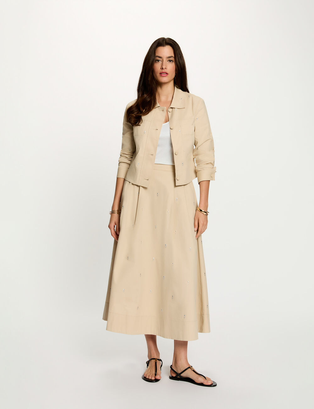 Kurz geschnittene Jacke mit Nieten beige damen