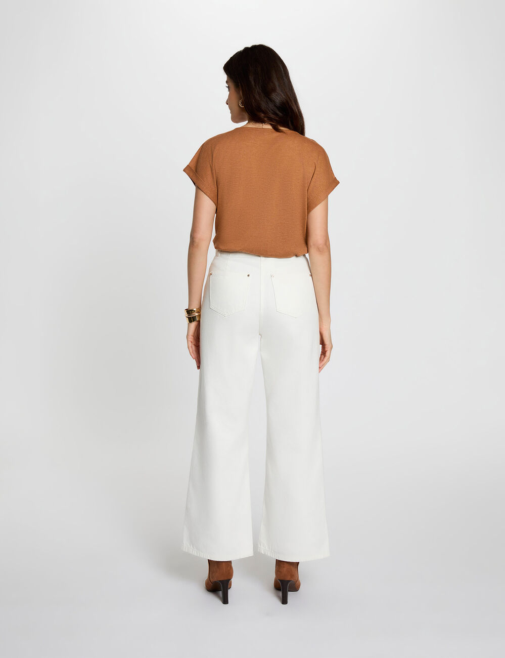 T-shirt col v manches courtes camel femme