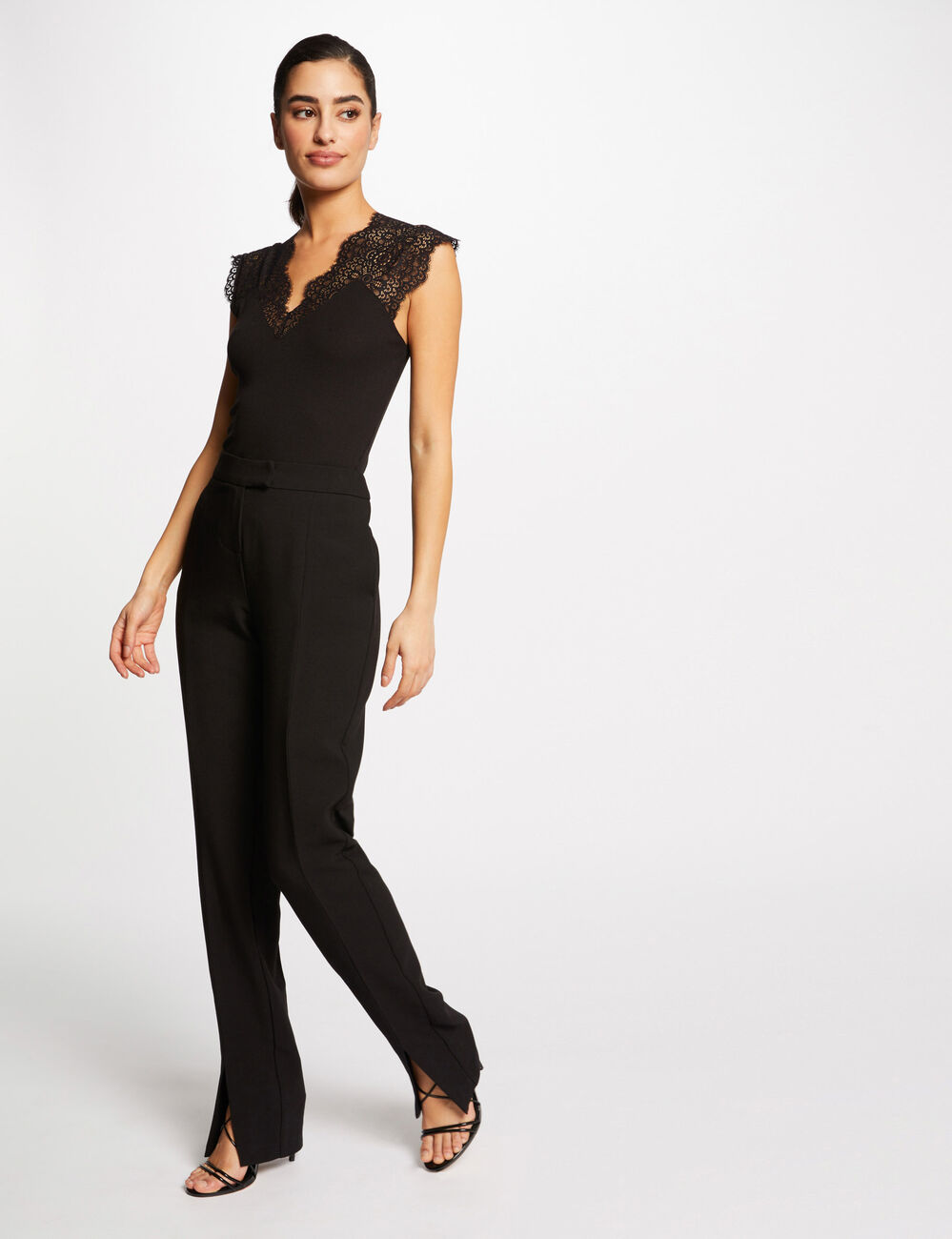 D&eacute;bardeur bretelles larges en dentelle noir femme