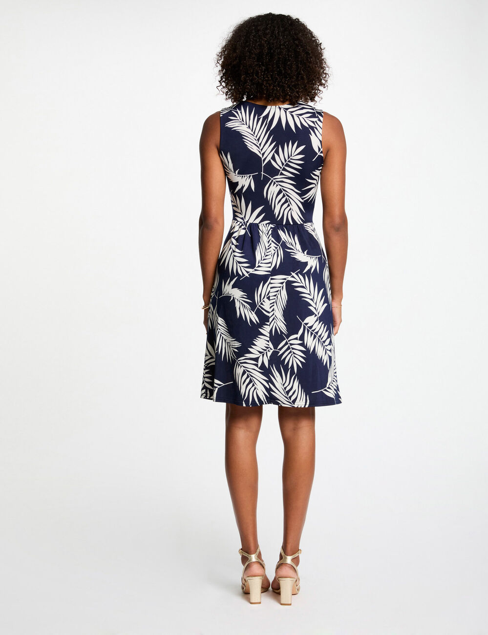 Kurzes, ausgestelltes, bedrucktes Kleid mehrfarbig damen