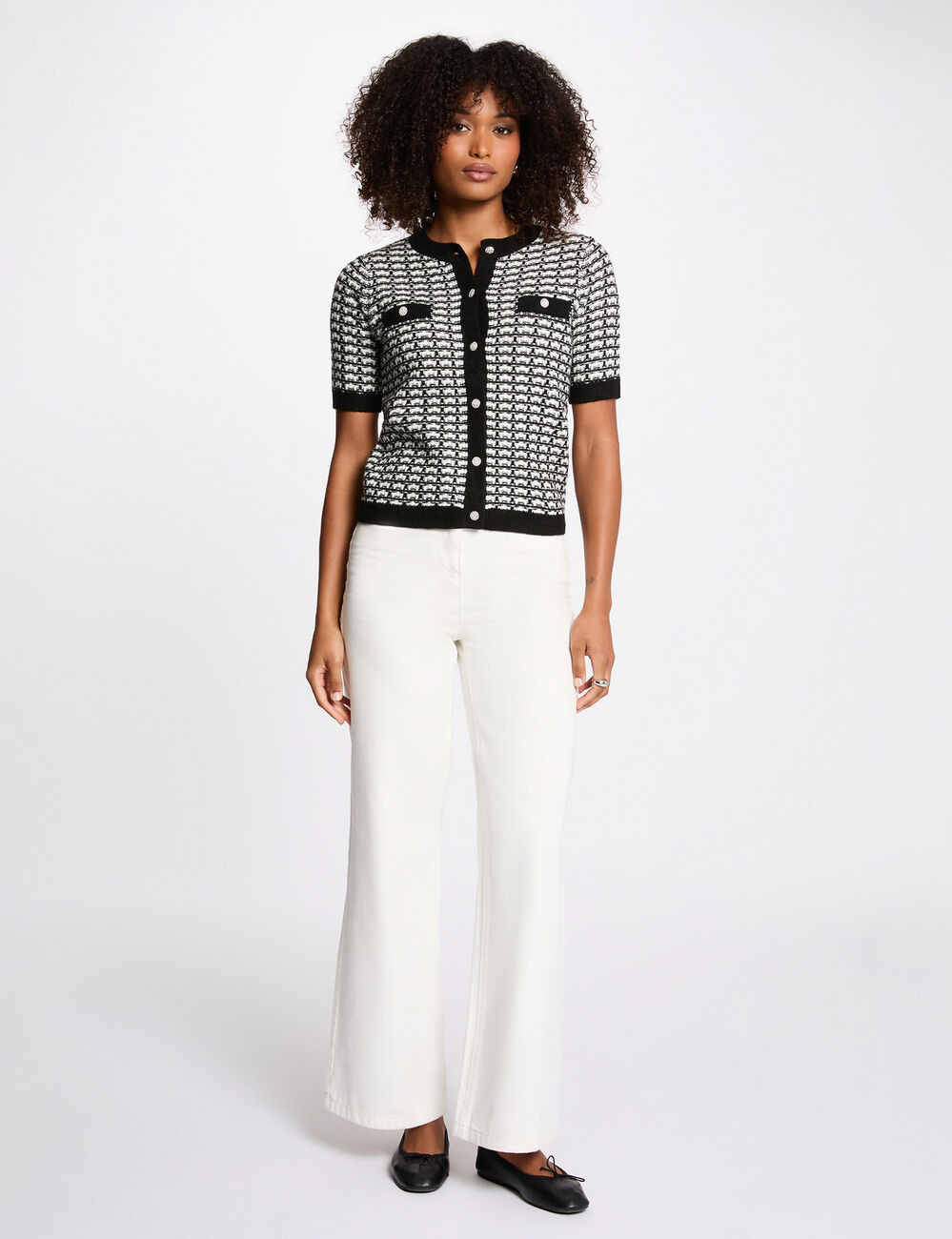 Kurz&auml;rmelige, bedruckte Strickjacke schwarz damen