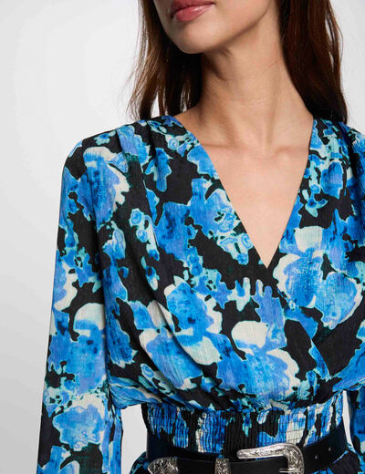 Kurzes, tailliertes Kleid mit Druck mehrfarbig damen