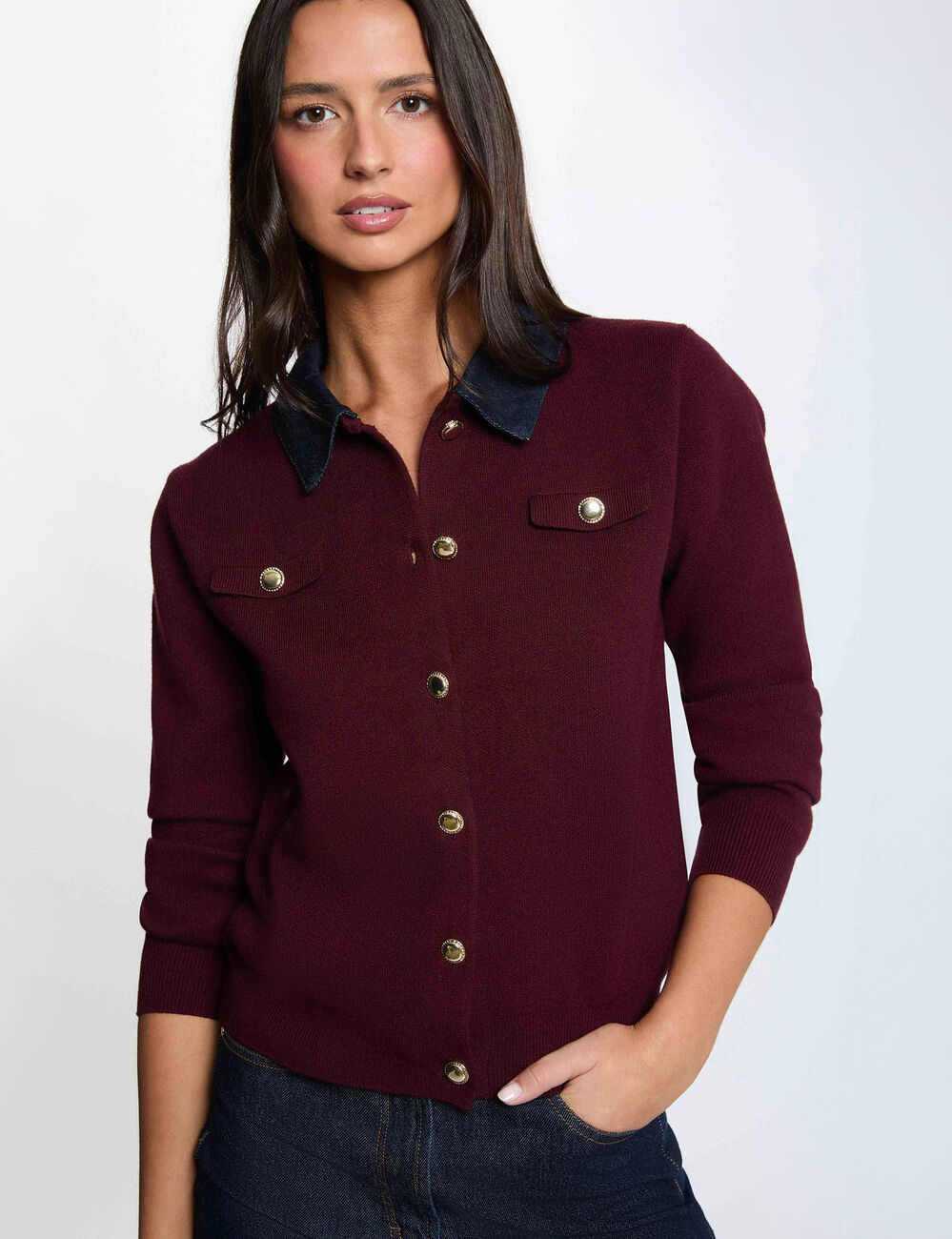 Kurz geschnittene Strickjacke mit Revers pflaume damen