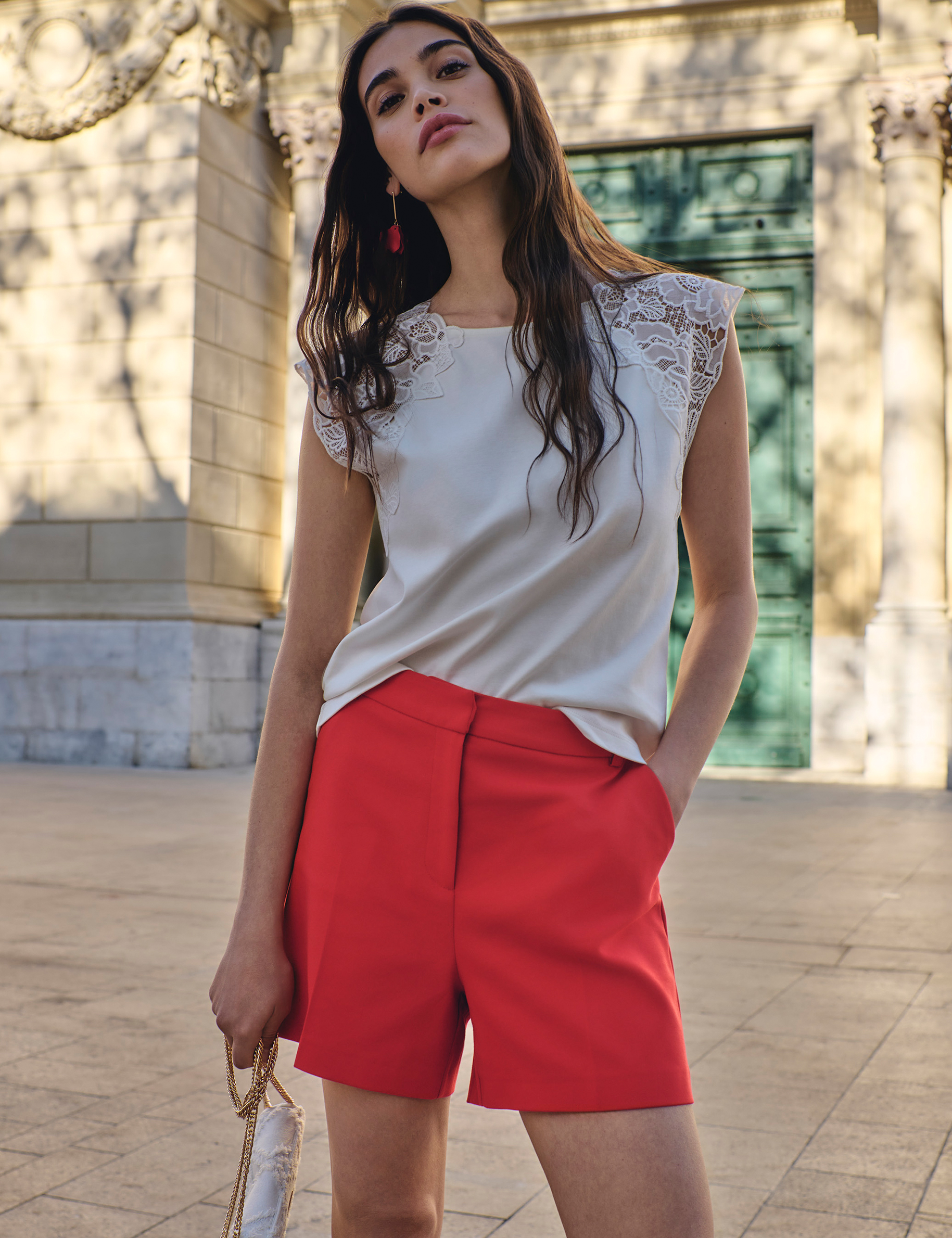 Hochgeschnittene Shorts leuchtend rot damen
