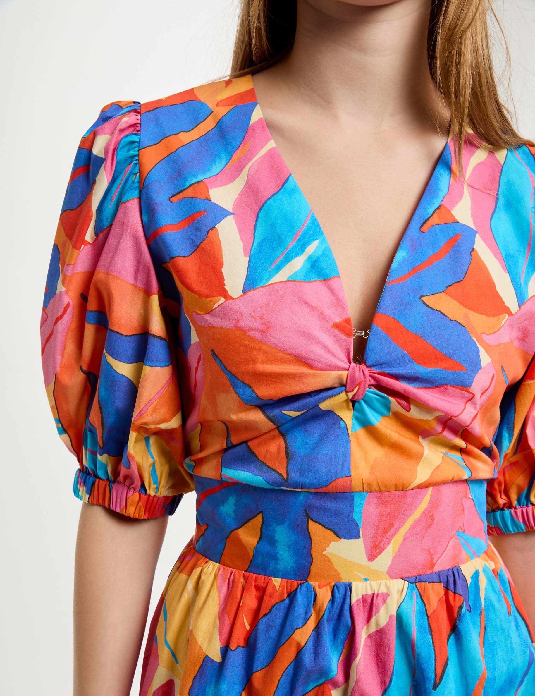 kurzes ausgestelltes kleid mit print mehrfarbig damen Kurzes ausgestelltes Kleid mit Print mehrfarbig damen