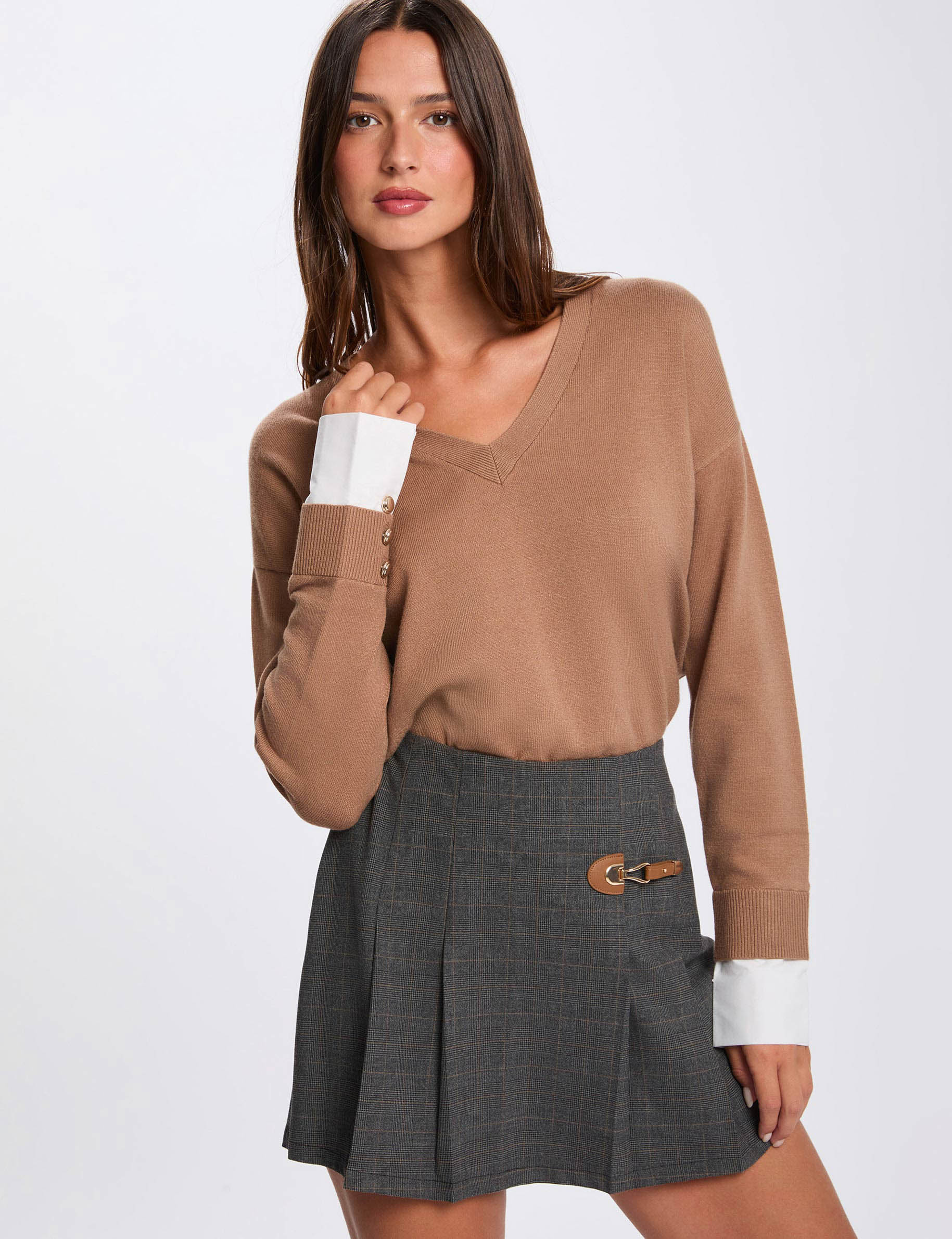 Pull col en V marron femme
