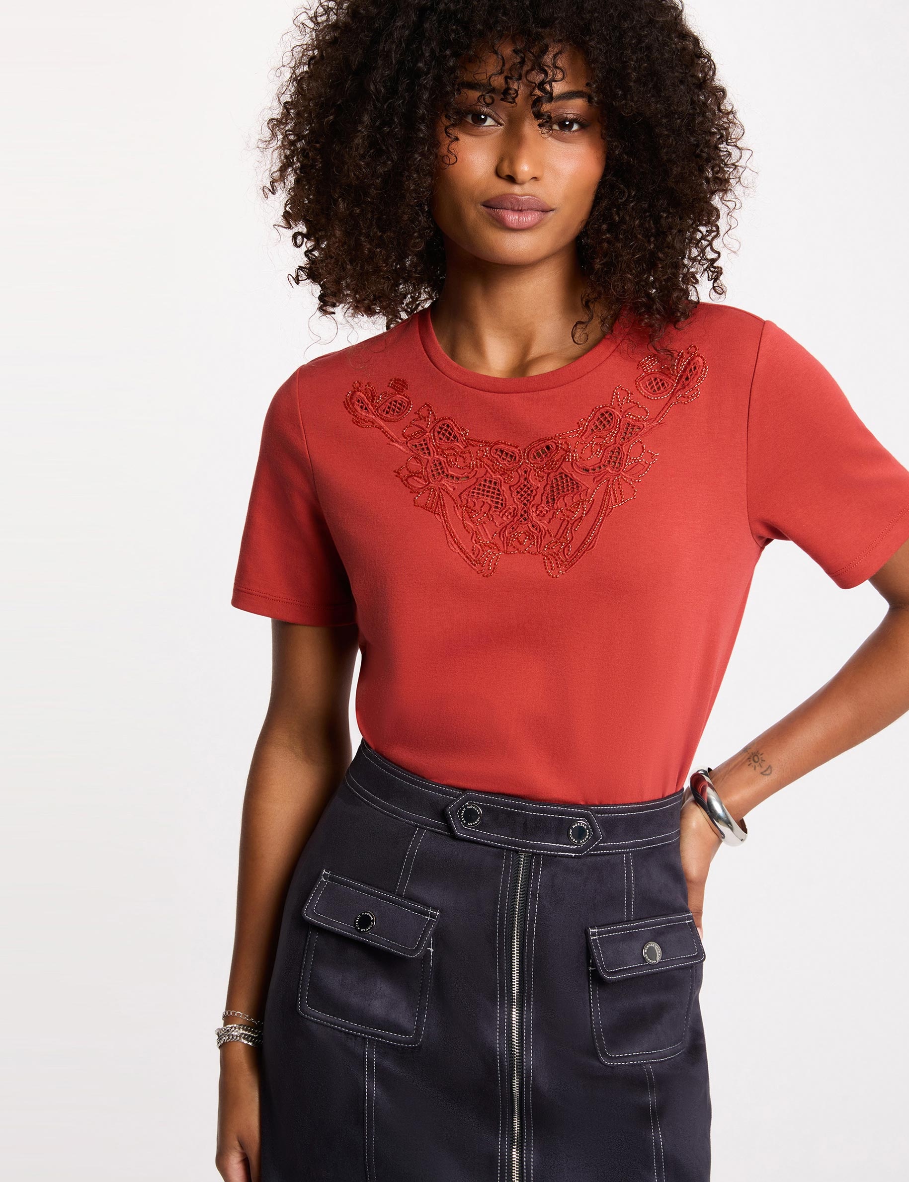 T-shirt manches courtes orange fonc&eacute; femme