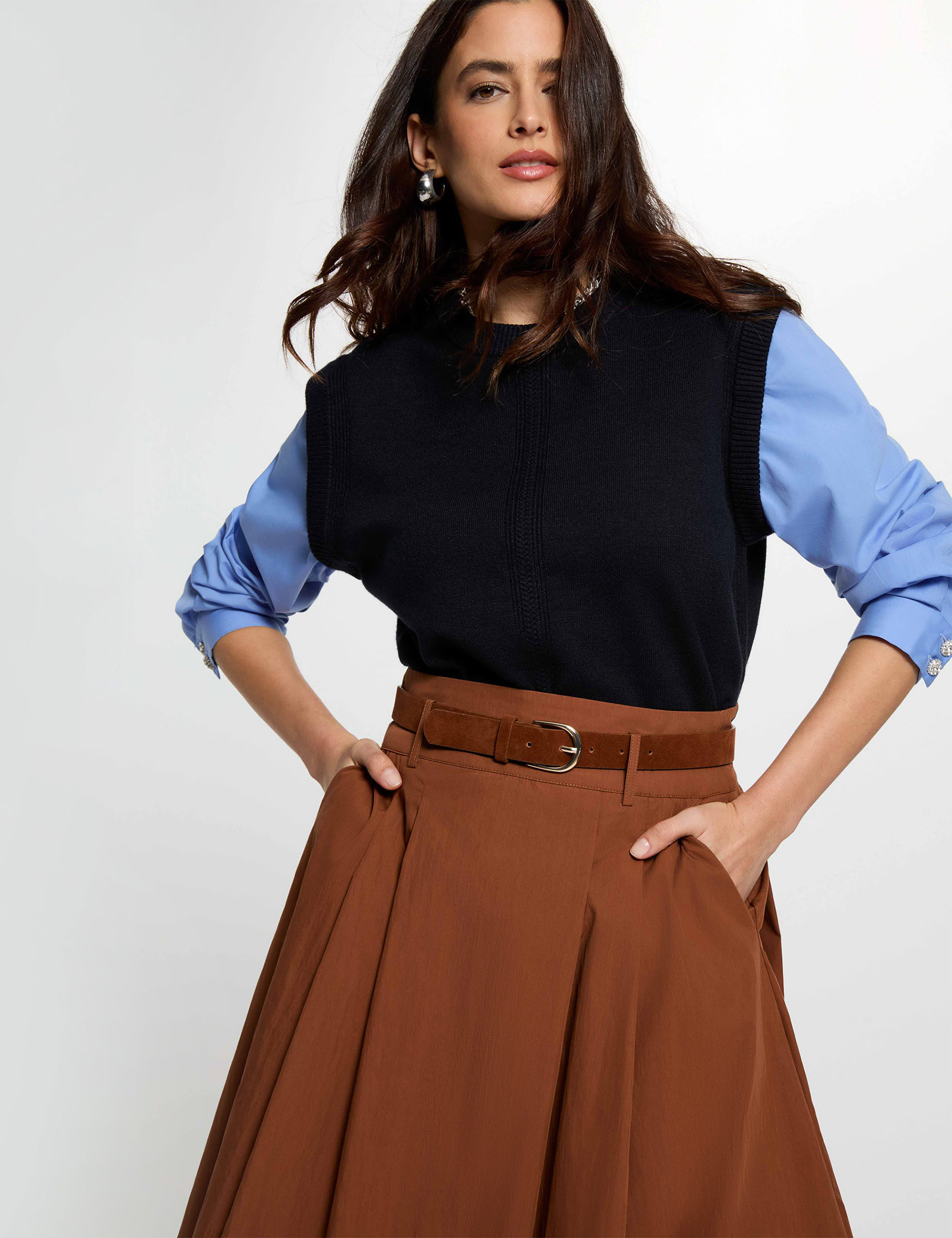 Eng anliegender Pullover marineblau damen